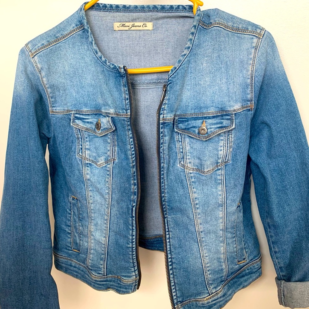Collarless jean jacket - cropped